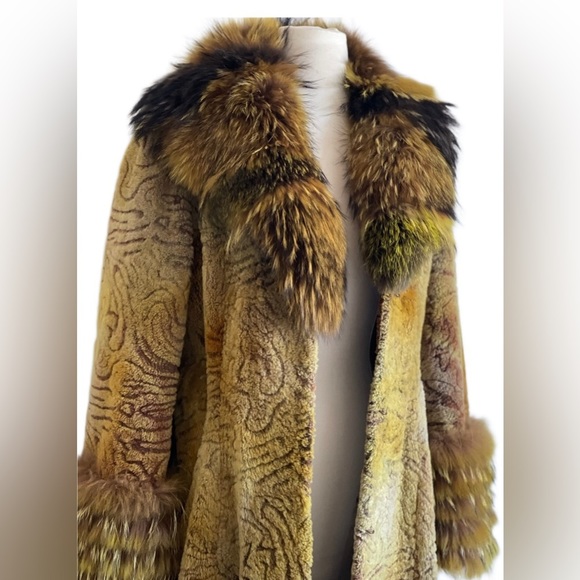 RARE vtg 1970s 100% authentic lamb skin Racoon Fur trim Yellow coat Penny Lane - Picture 6 of 16